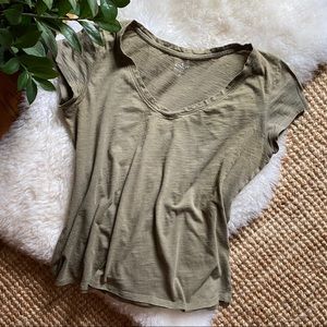 Simple Army Green Tee